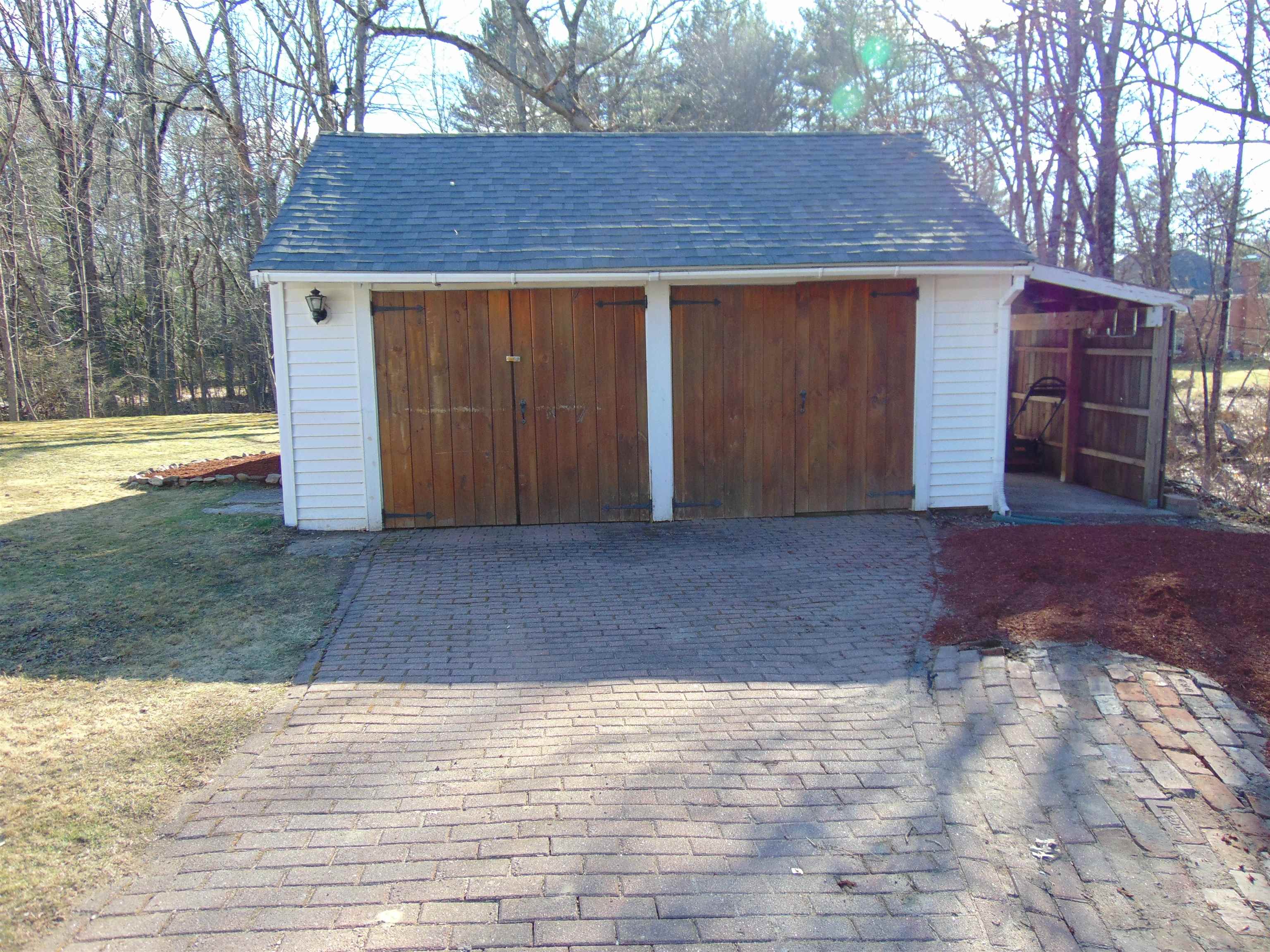 51 Kendall Pond Road Windham, NH 03087 - Photo 10 of 36