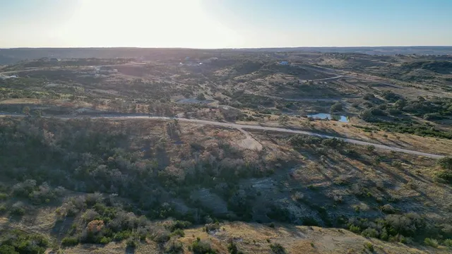 $569,000 | 136-137 Falling Oak Drive, Unit 136, Blanco, TX 78606