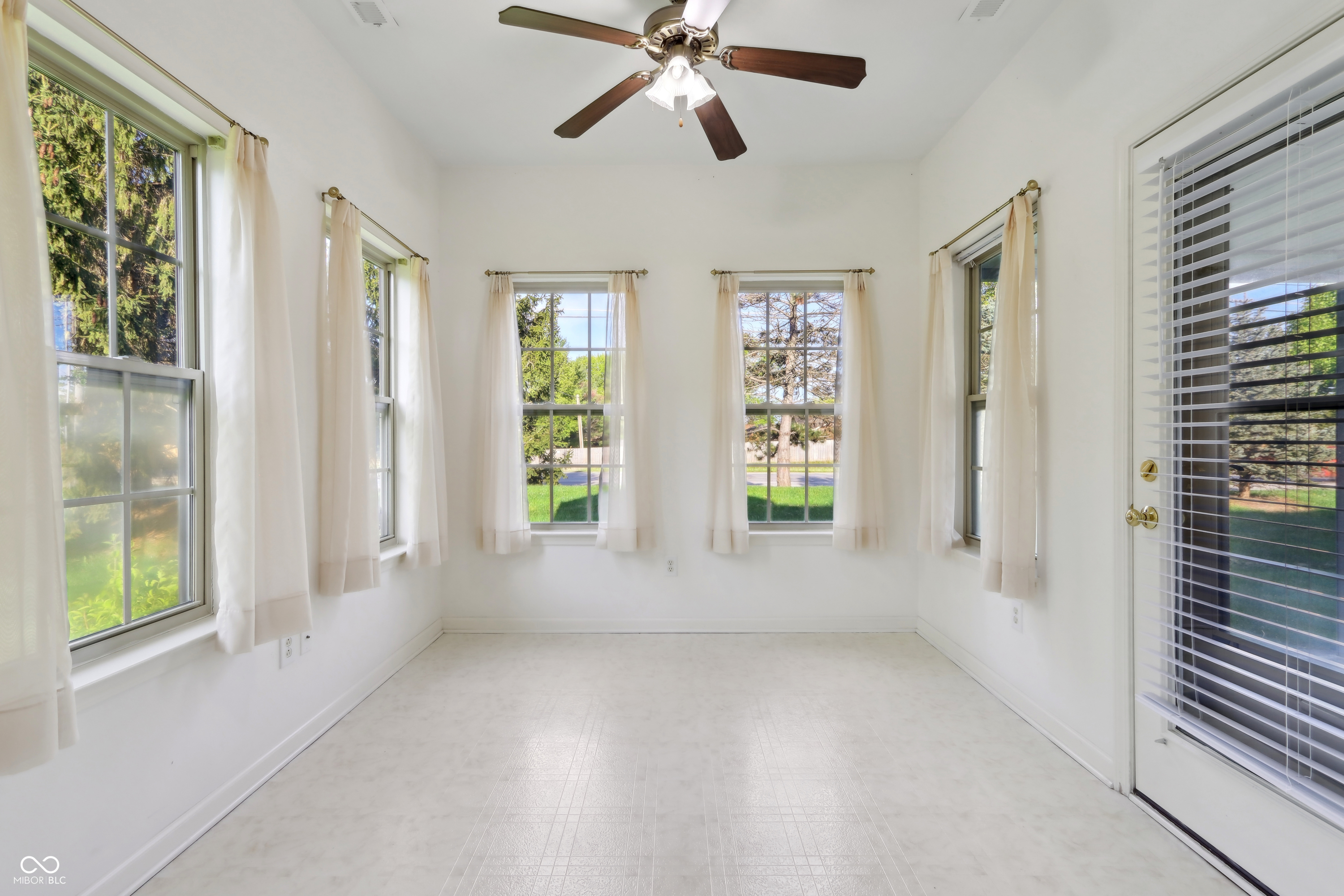 6017 Riva Ridge Drive Indianapolis, IN 46237 - Photo 15 of 33 Gallery Image 15