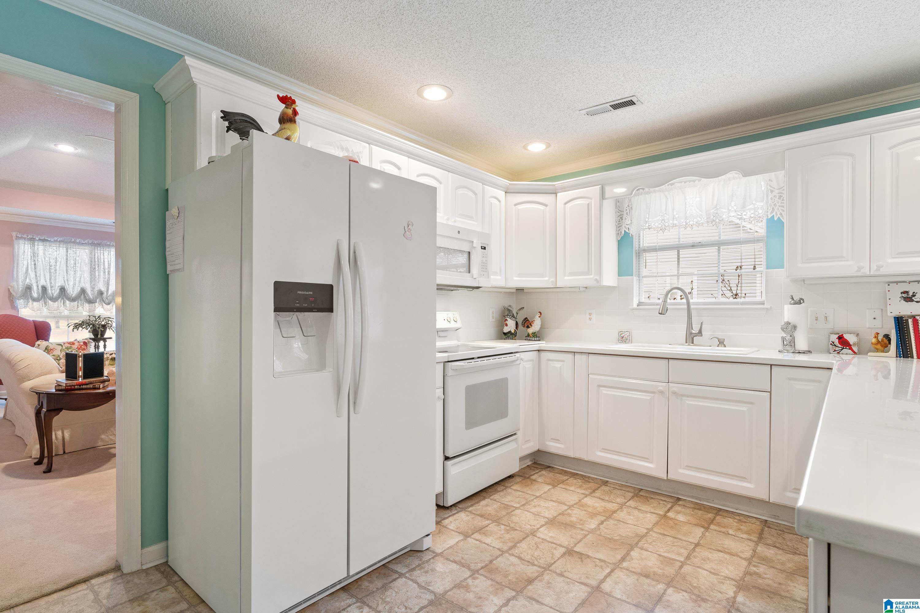 8576 Covington Way Leeds, AL 35094 - Photo 8 of 27