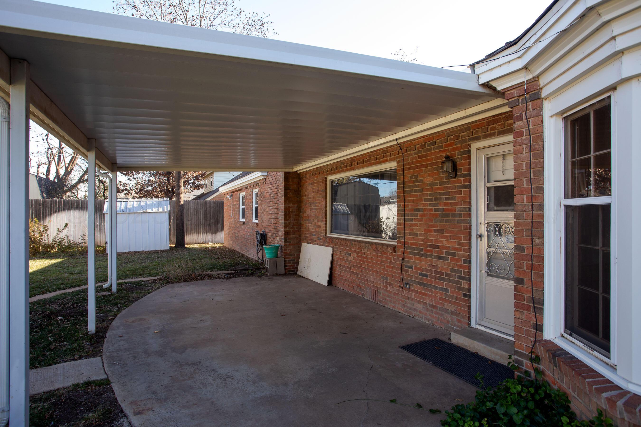 6404 Dreyfuss Road Amarillo, TX 79106 - Photo 28 of 33 Backyard