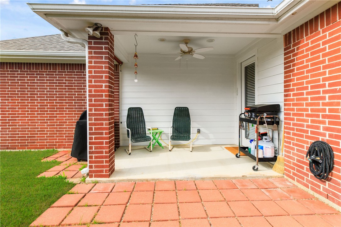 2011 Reagan Court Bryan, TX 77802 - Photo 34 of 38