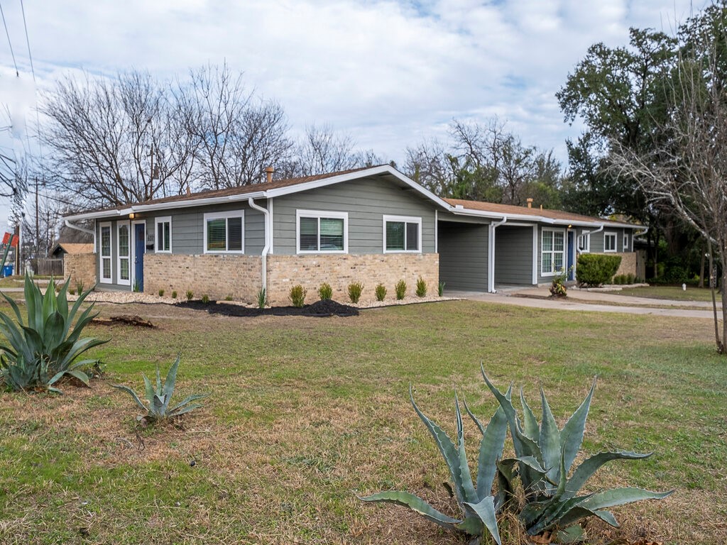 6001 Cameron Road, Unit A Austin, TX 78723 - Photo 3 of 24