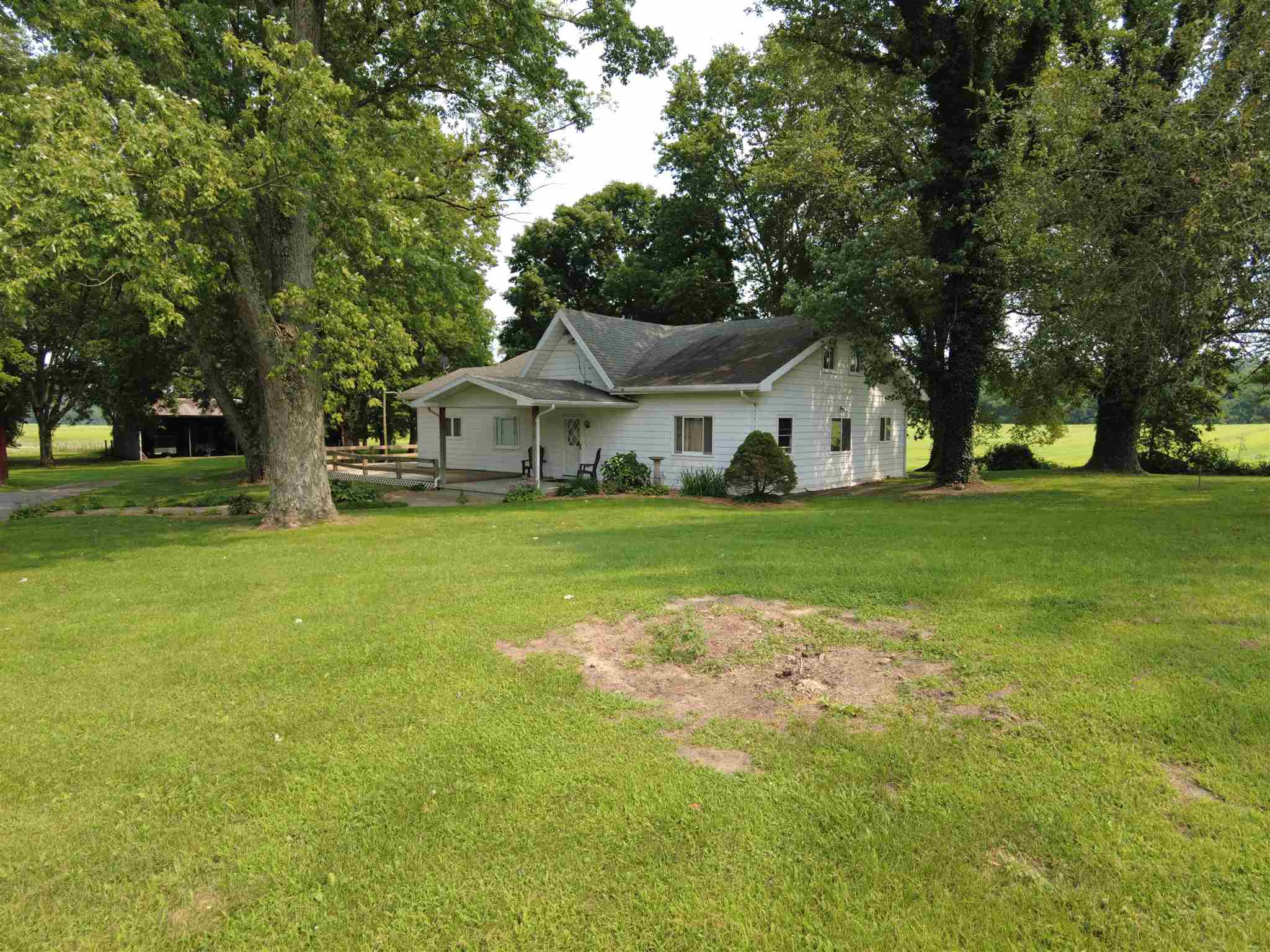 5795 Tunnelton Road Bedford, IN 47421 - Photo 3 of 30
