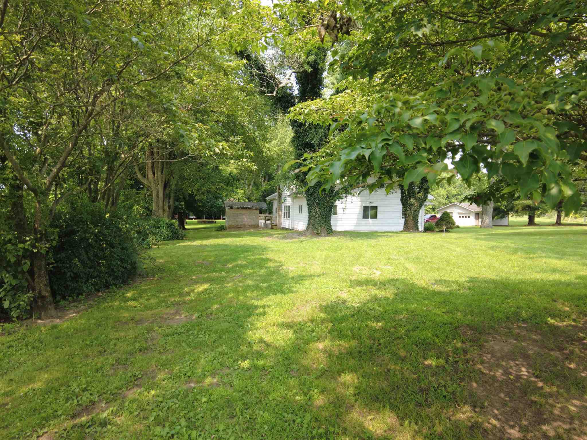 5795 Tunnelton Road Bedford, IN 47421 - Photo 10 of 30