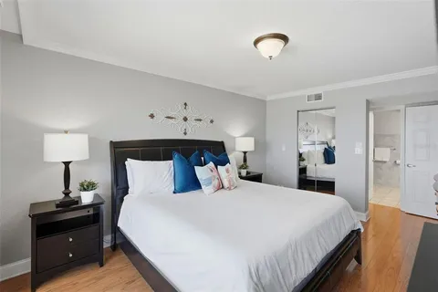 $575,000 | 5801 Bahia Del Mar Circle, Unit 410, St. Petersburg, FL 33715