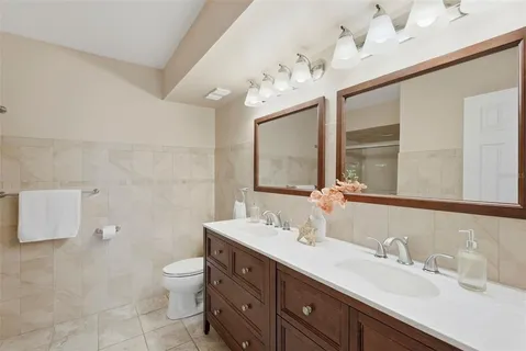 $575,000 | 5801 Bahia Del Mar Circle, Unit 410, St. Petersburg, FL 33715