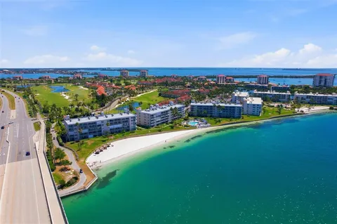 $575,000 | 5801 Bahia Del Mar Circle, Unit 410, St. Petersburg, FL 33715