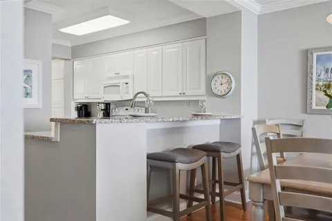 $575,000 | 5801 Bahia Del Mar Circle, Unit 410, St. Petersburg, FL 33715