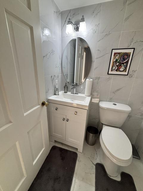 608 6th Place Southwest Washington, DC 20024 - Photo 36 of 65 Updated modern bathroom with elegance.