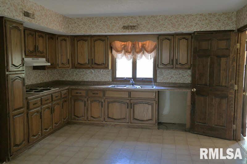 12190 Deer Run Road Marion, IL 62959 - Photo 8 of 23 Gallery Image 8