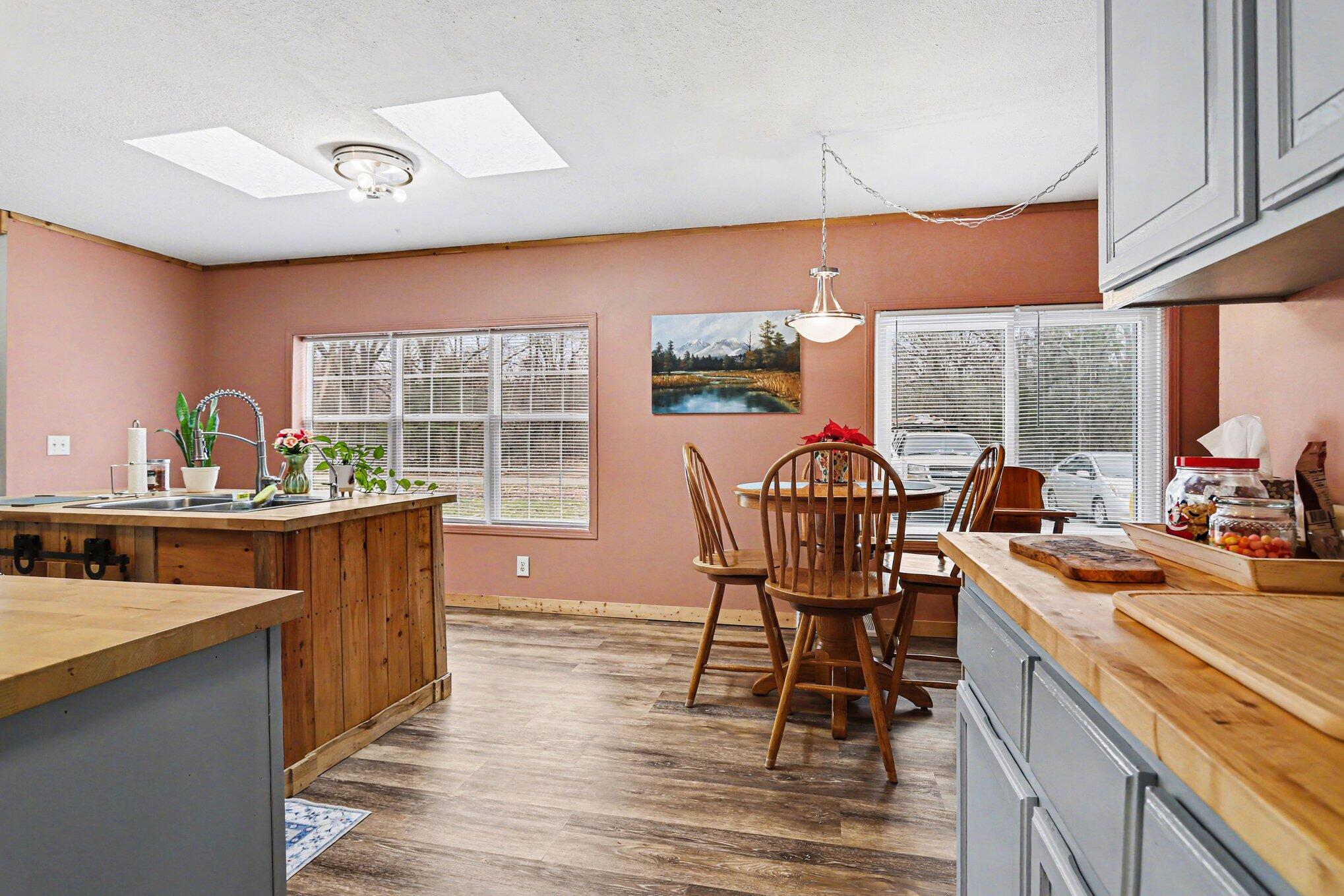 57823 Mitchell Road Three Rivers, MI 49093 - Photo 10 of 25 011_file_9830