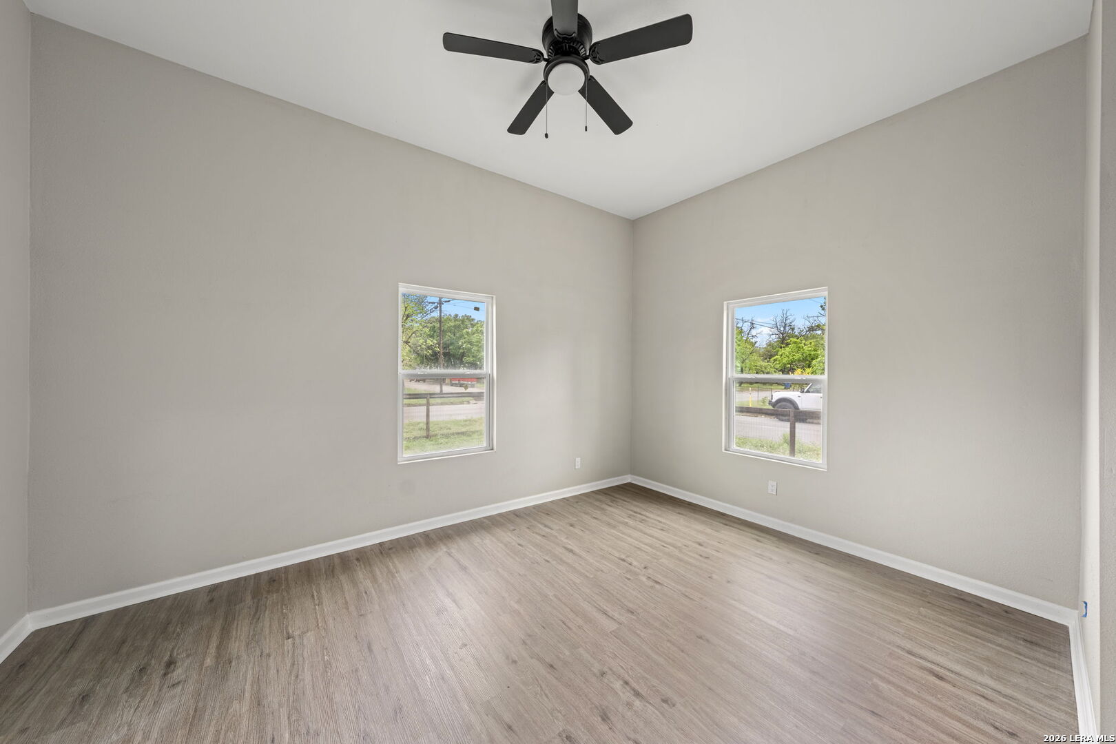 502 Ross Street Kerrville, TX 78028 - Photo 10 of 21