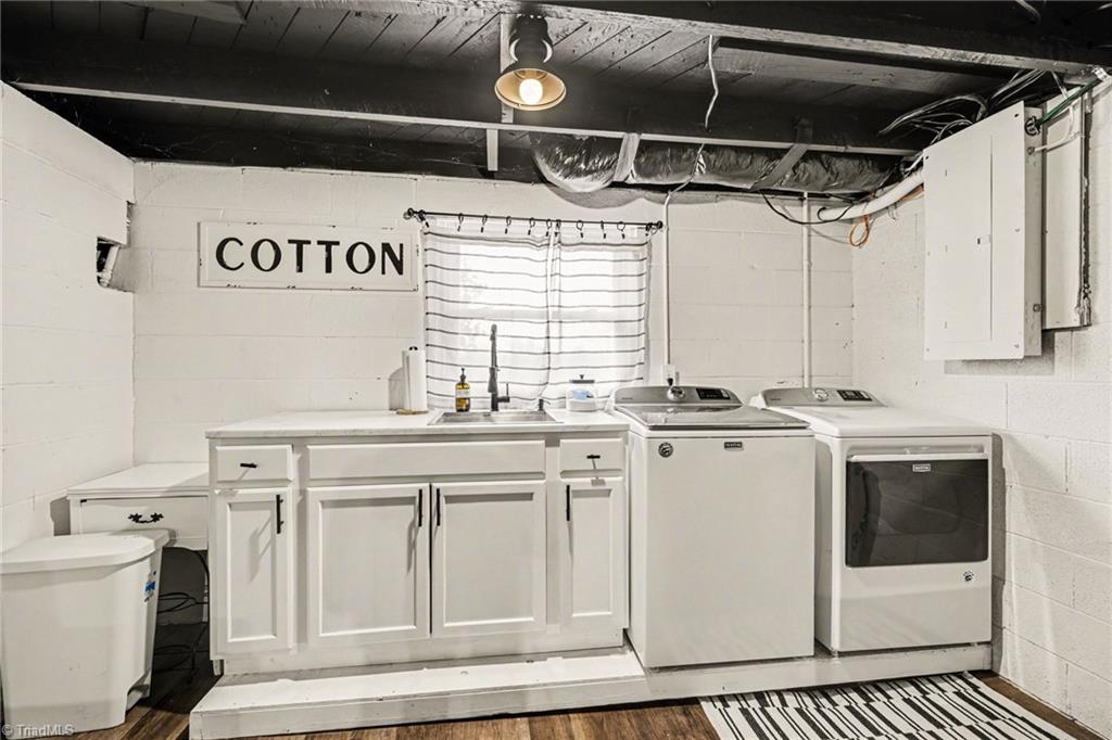 3216 Flat Swamp Road Denton, NC 27239 - Photo 33 of 50 Laundry Room in basement