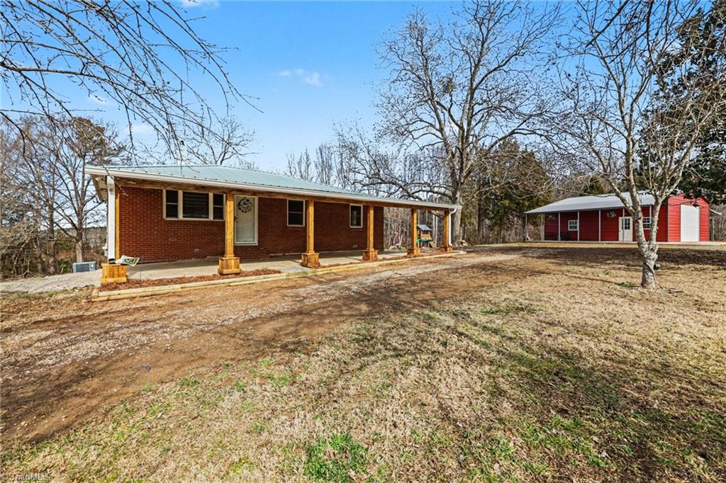 3216 Flat Swamp Road Denton, NC 27239 - Photo 5 of 50