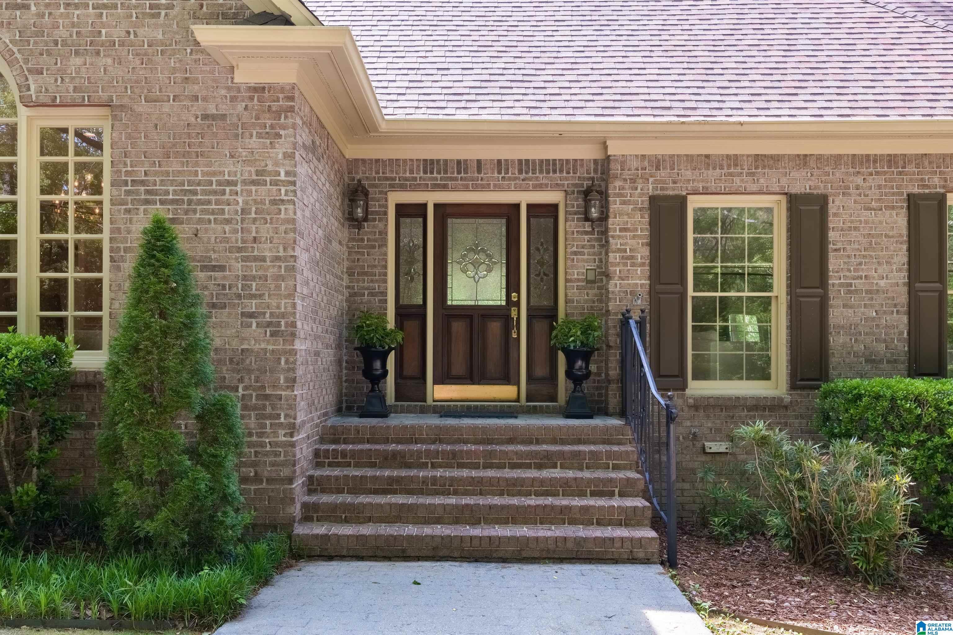 2464 Altadena Road Birmingham, AL 35243 - Photo 4 of 49