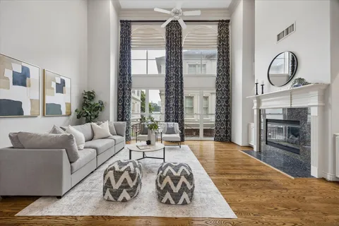 $650,000 | 2516 South Boulevard, Houston, TX 77098