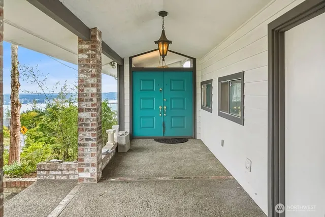 $849,000 | 5826 Lenea Drive Northwest, Bremerton, WA 98312