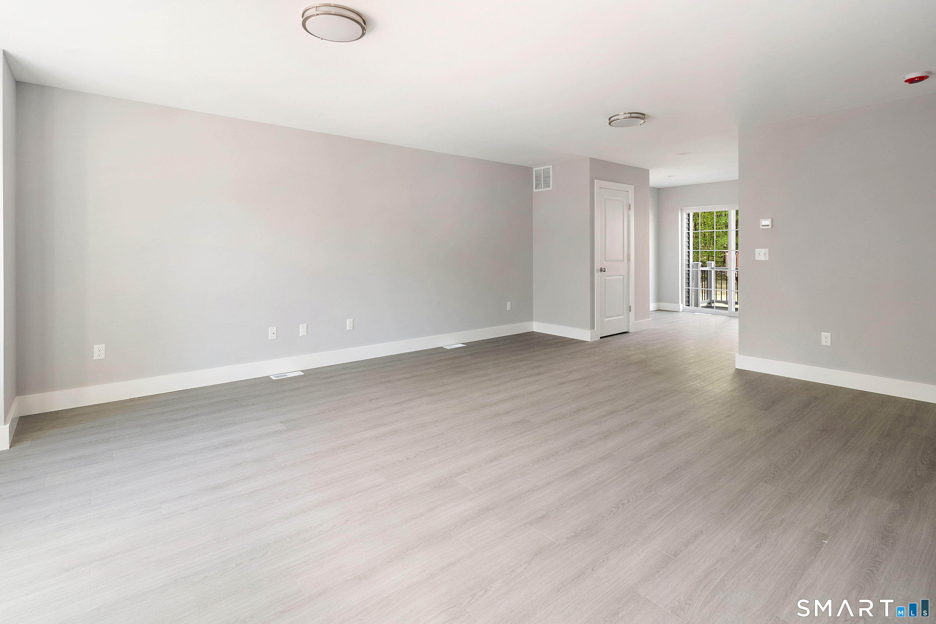 91 Taft Pointe, Unit 11 Waterbury, CT 06708 - Photo 5 of 22 Gallery Image 5