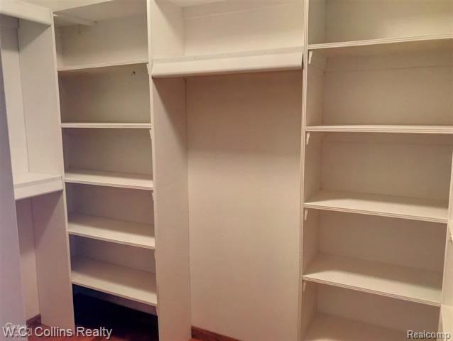 15200 Terry Road Allenton, MI 48002 - Photo 10 of 36 10.JPG