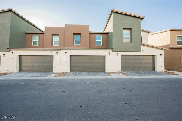 $2,040 | 1693 Pamela Springs Lane, North Las Vegas, NV 89084