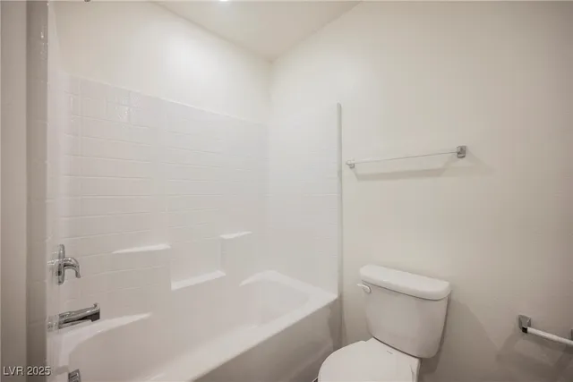 $2,040 | 1693 Pamela Springs Lane, North Las Vegas, NV 89084