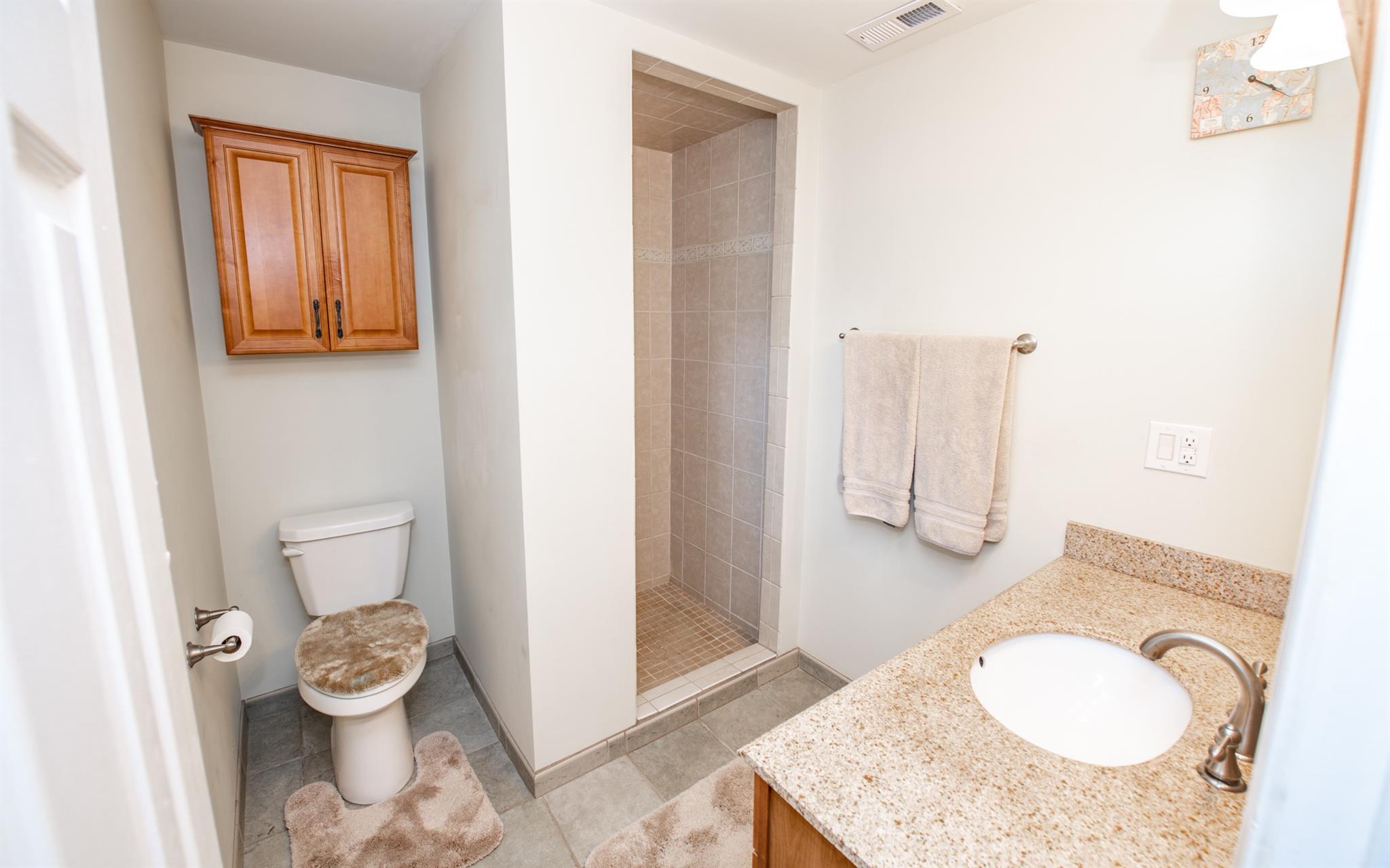 9005 Hood Road Charlotte, NC 28215 - Photo 12 of 28 Gallery Image 12