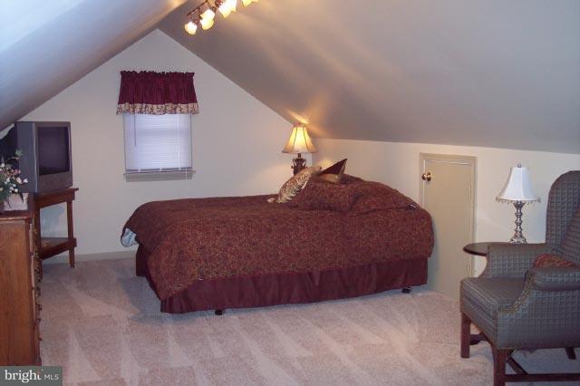 18 Weaver Road Lancaster, PA 17603 - Photo 8 of 11 Gallery Image 8