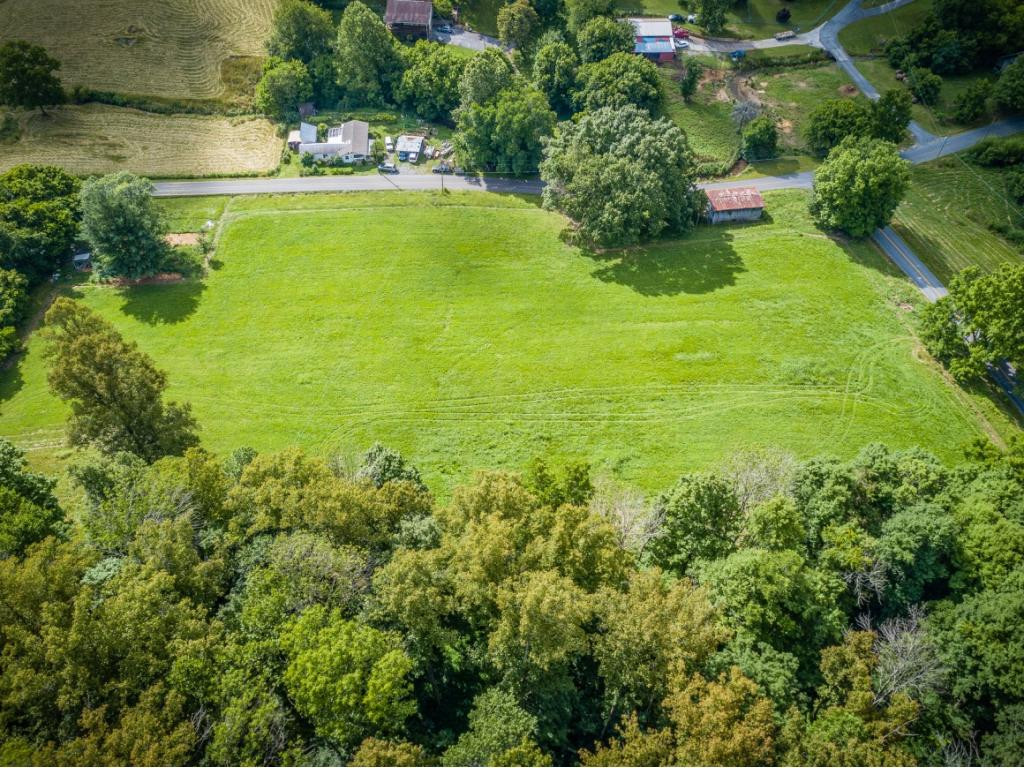 1169 Old Stage Road Gray, TN 37615 - Photo 11 of 16 Photo 11