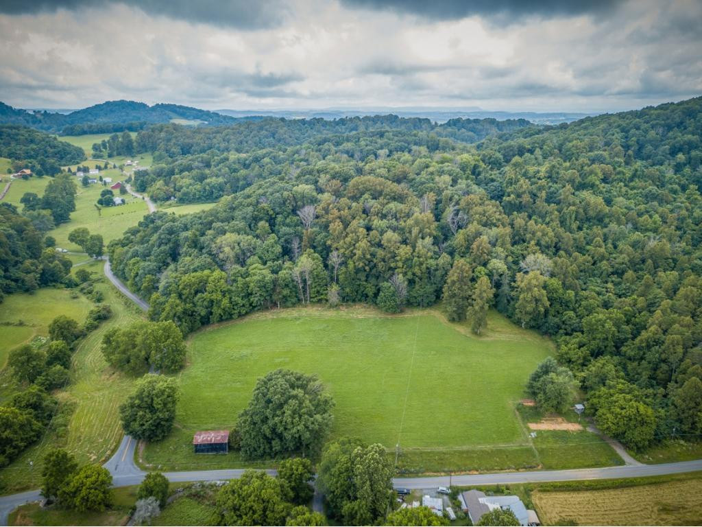 1169 Old Stage Road Gray, TN 37615 - Photo 2 of 16 Photo 2