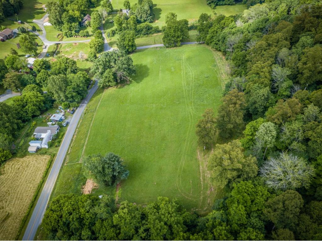 1169 Old Stage Road Gray, TN 37615 - Photo 10 of 16 Photo 10