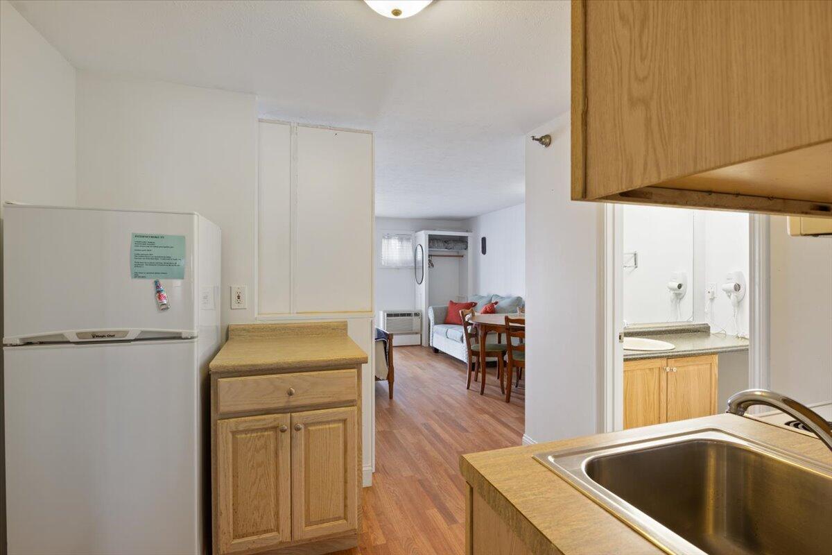 35 Main Street, Unit 8 Ogunquit, ME 03907 - Photo 9 of 22 Kitchen towards living
