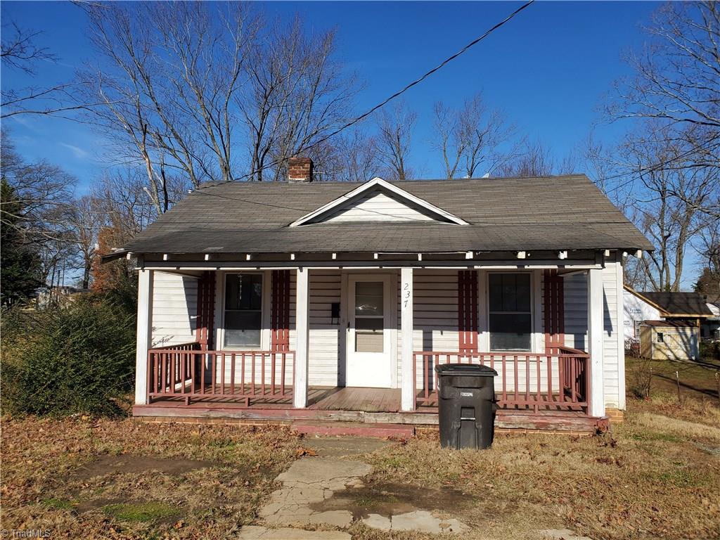 237 Polo Road Winston-Salem, NC 27105 - Photo 1 of 10 Gallery Image 1