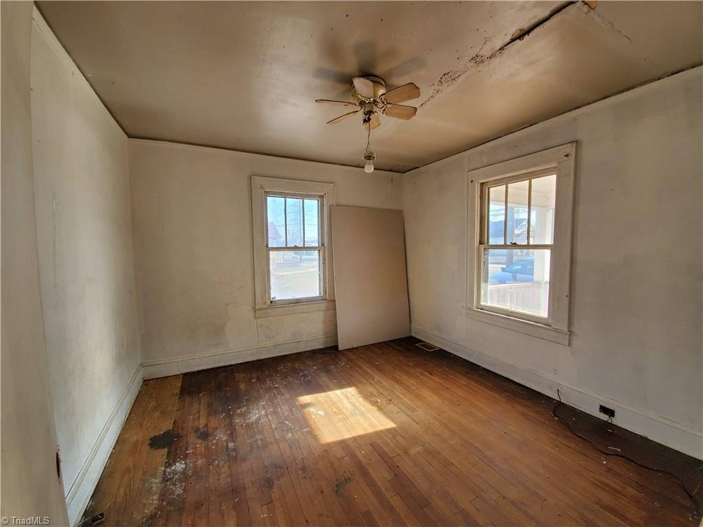 237 Polo Road Winston-Salem, NC 27105 - Photo 4 of 10 Gallery Image 4