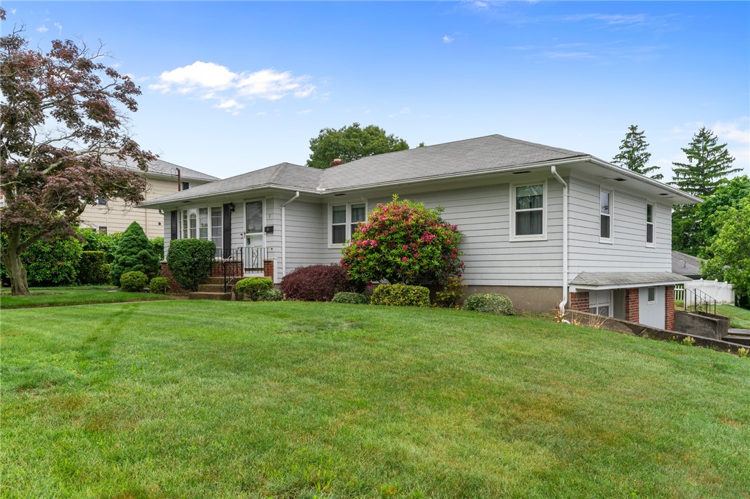 1 Richard Road North Providence, RI 02911 - Photo 3 of 36 Gallery Image 3