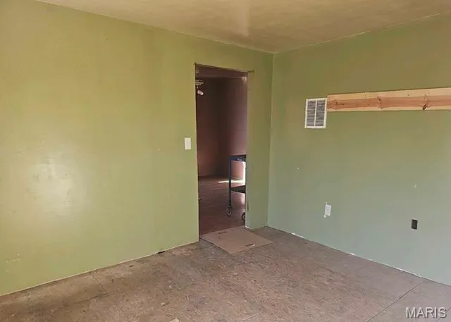 $49,800 | 111 East Vine Street, Sullivan, MO 63080