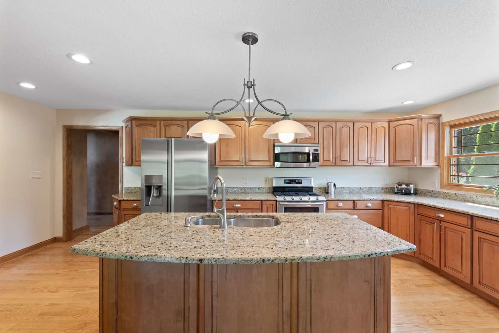 625 Woodlea Road Kankakee, IL 60901 - Photo 4 of 36 Gallery Image 4
