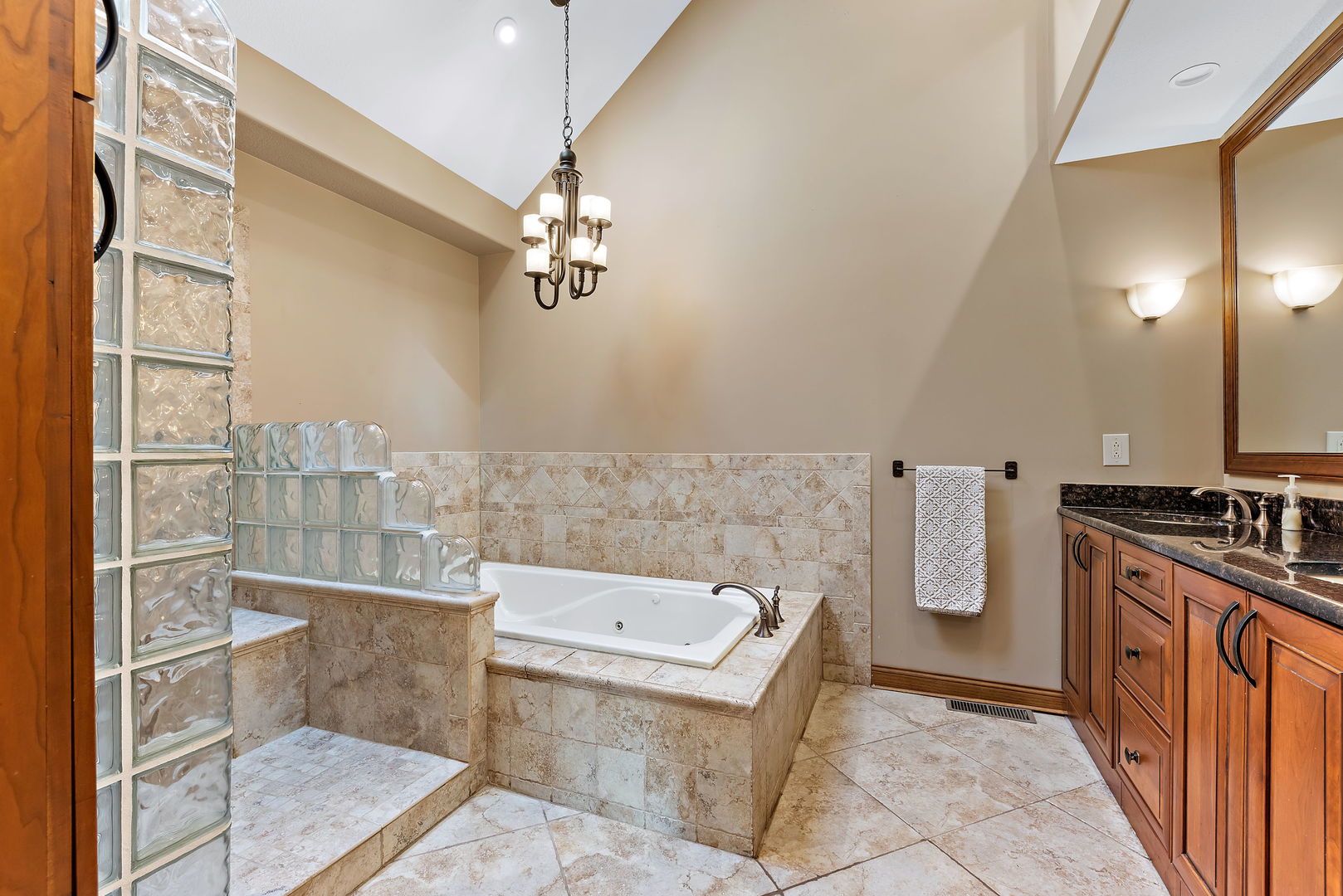 625 Woodlea Road Kankakee, IL 60901 - Photo 10 of 36 Gallery Image 10
