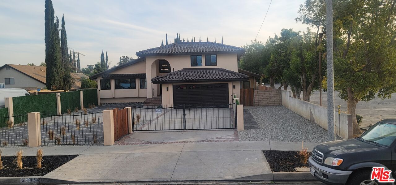 20456 Strathern Street Winnetka, CA 91306 - Photo 2 of 40