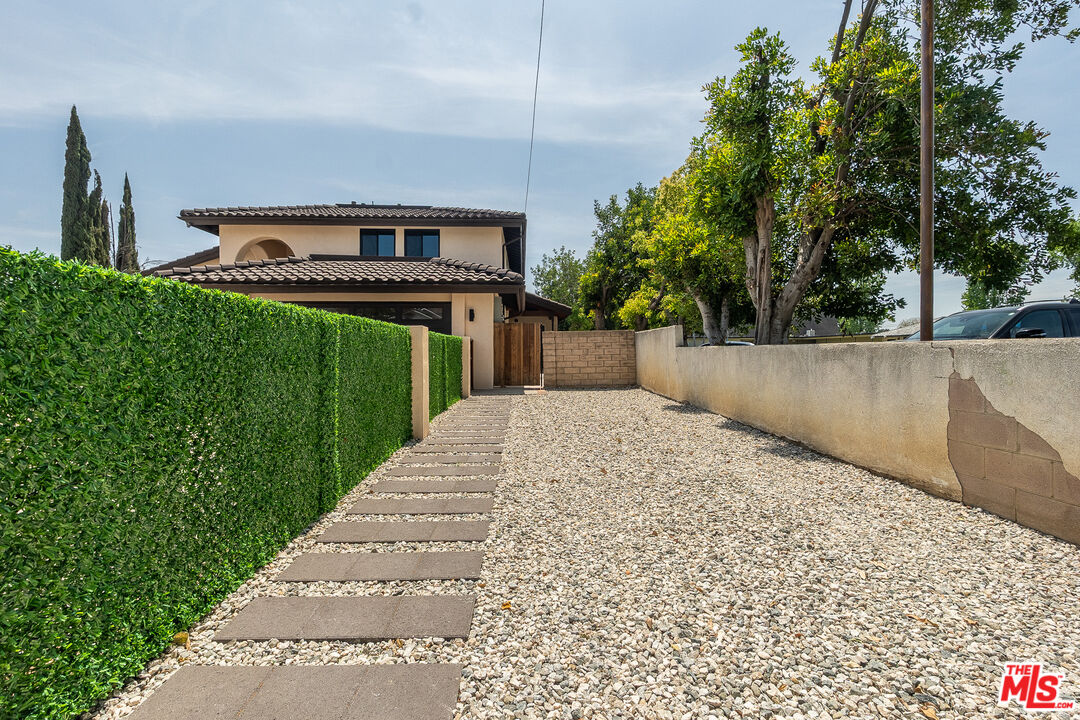 20456 Strathern Street Winnetka, CA 91306 - Photo 30 of 40