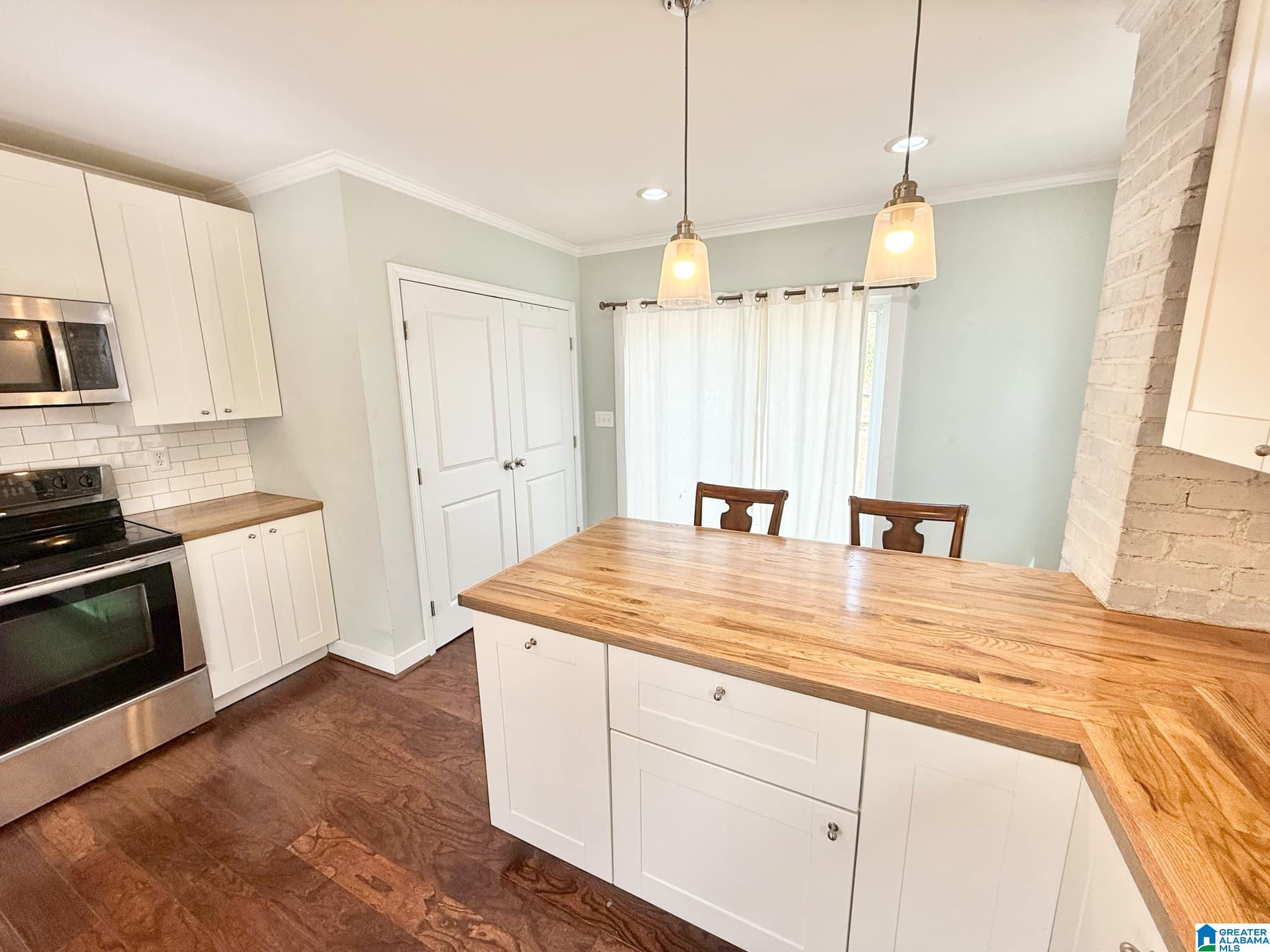 2137 Springdale Road Bessemer, AL 35022 - Photo 10 of 21 Gallery Image 10
