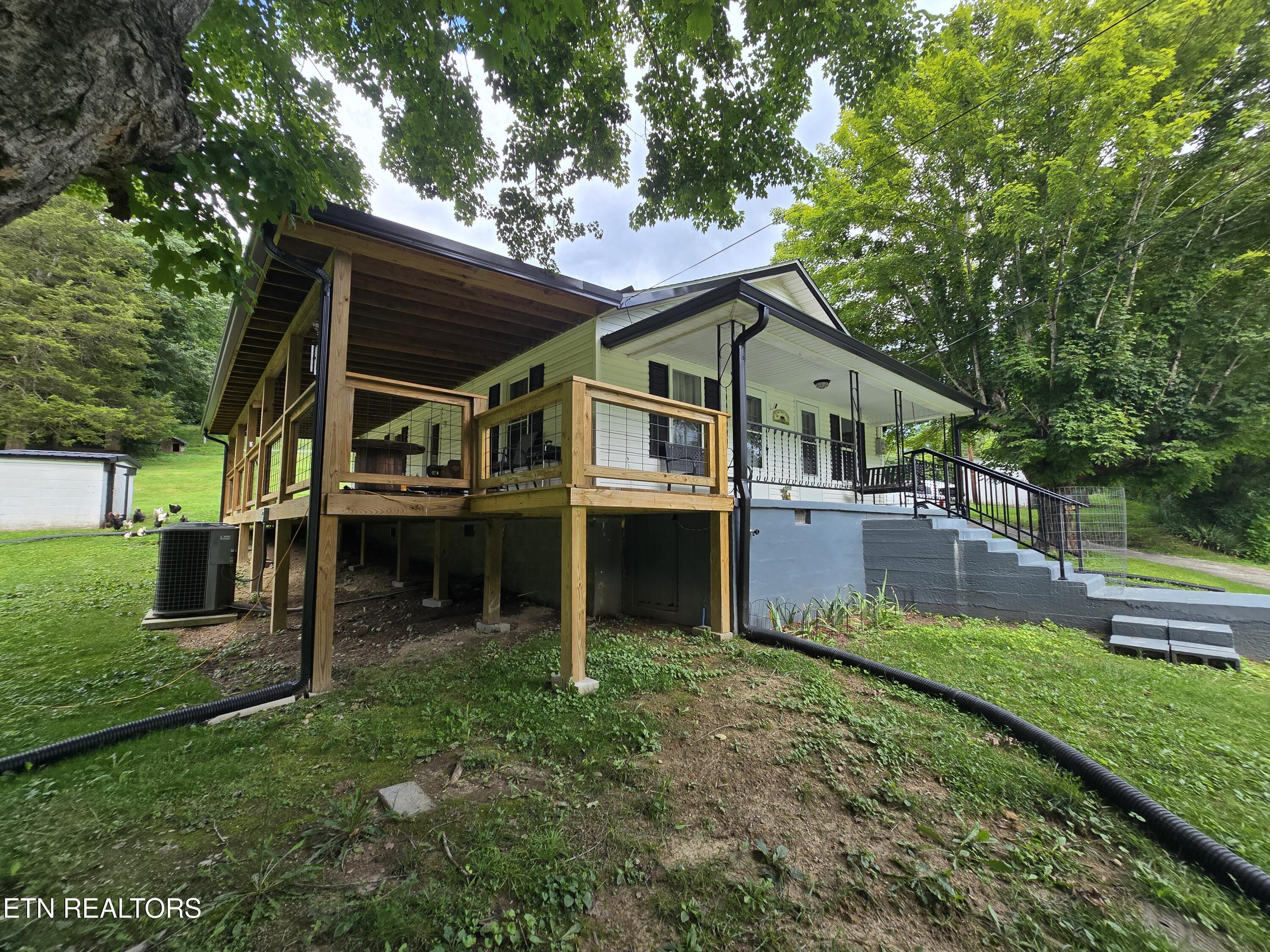 1085 Lick Branch Road Ewing, VA 24248 - Photo 4 of 34 20260717_160921