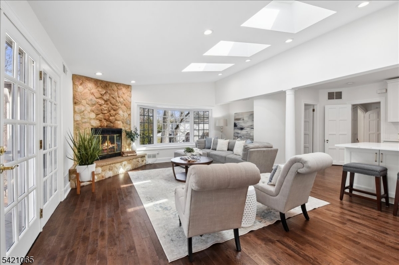 27 Barnsdale Road Short Hills, NJ 07078 - Photo 16 of 48