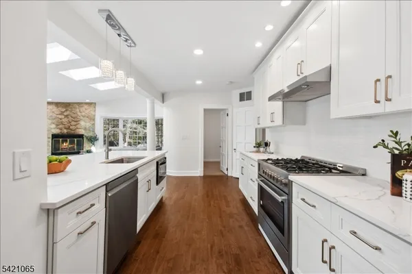 $2,495,000 | 27 Barnsdale Road, Short Hills, NJ 07078