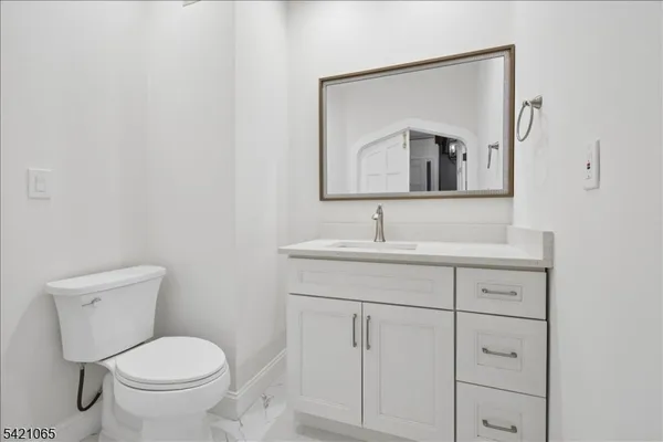 $2,495,000 | 27 Barnsdale Road, Short Hills, NJ 07078