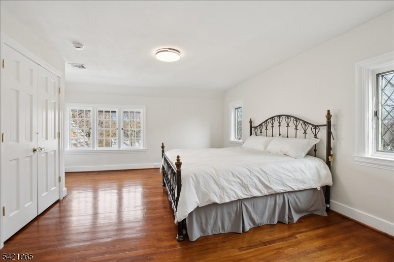 27 Barnsdale Road Short Hills, NJ 07078 - Photo 34 of 48