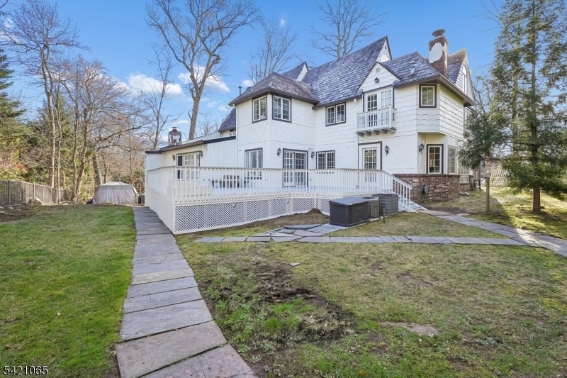 27 Barnsdale Road Short Hills, NJ 07078 - Photo 43 of 48