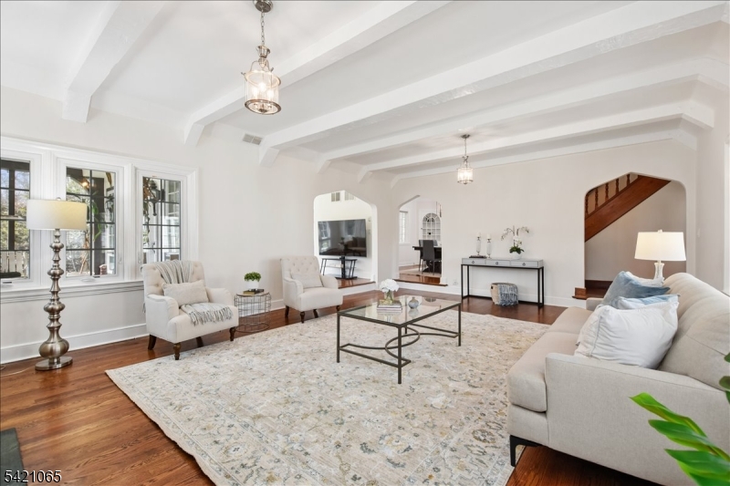 27 Barnsdale Road Short Hills, NJ 07078 - Photo 8 of 48