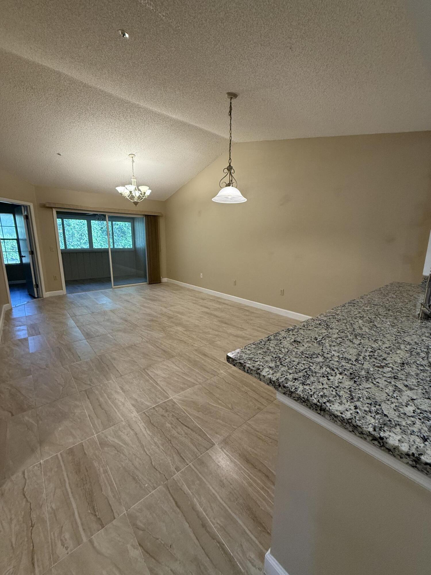 683 Post Oak Circle, Unit 105 Altamonte Springs, FL 32701 - Photo 13 of 22 IMG_6996