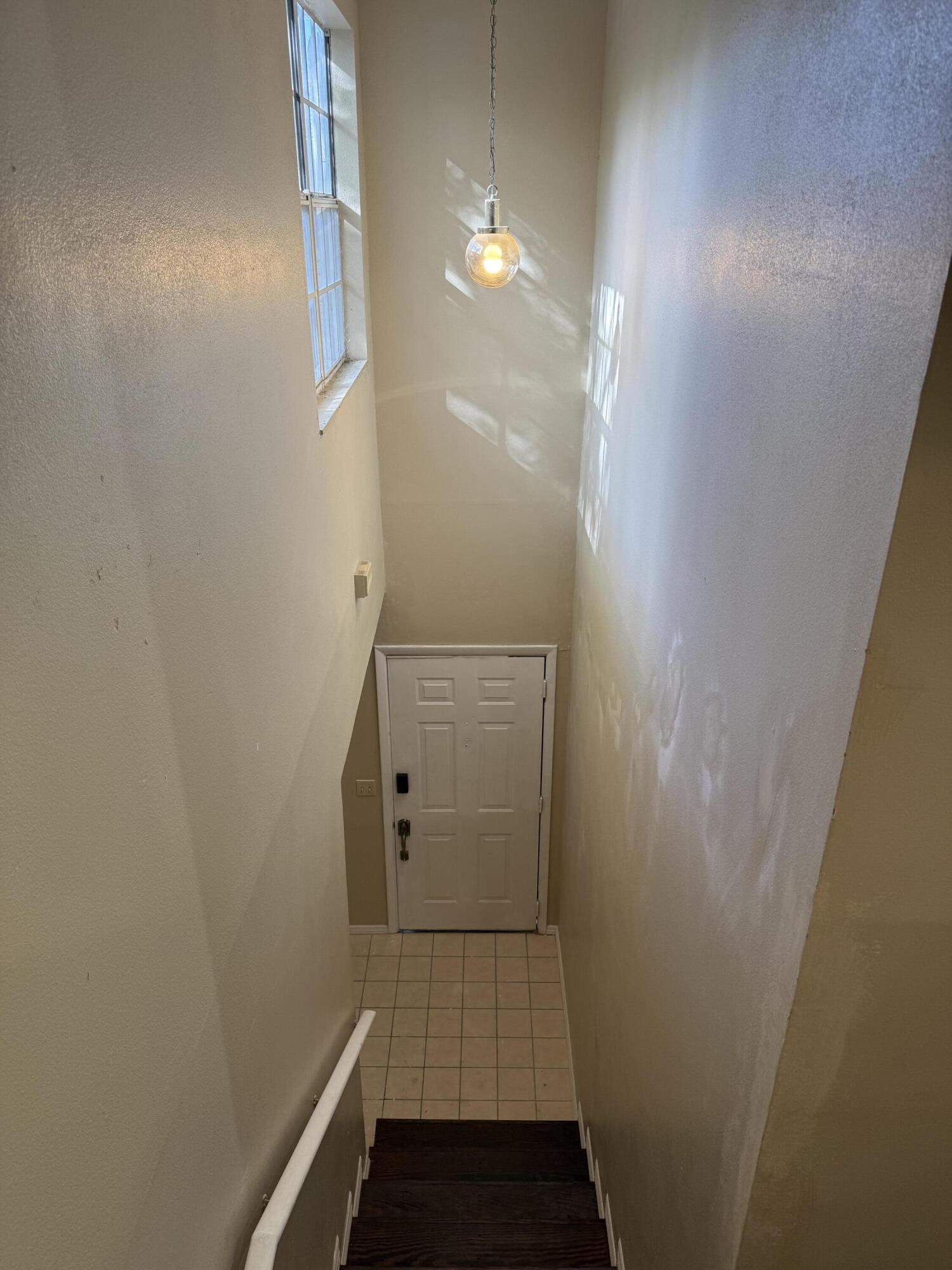 683 Post Oak Circle, Unit 105 Altamonte Springs, FL 32701 - Photo 6 of 22 IMG_6988